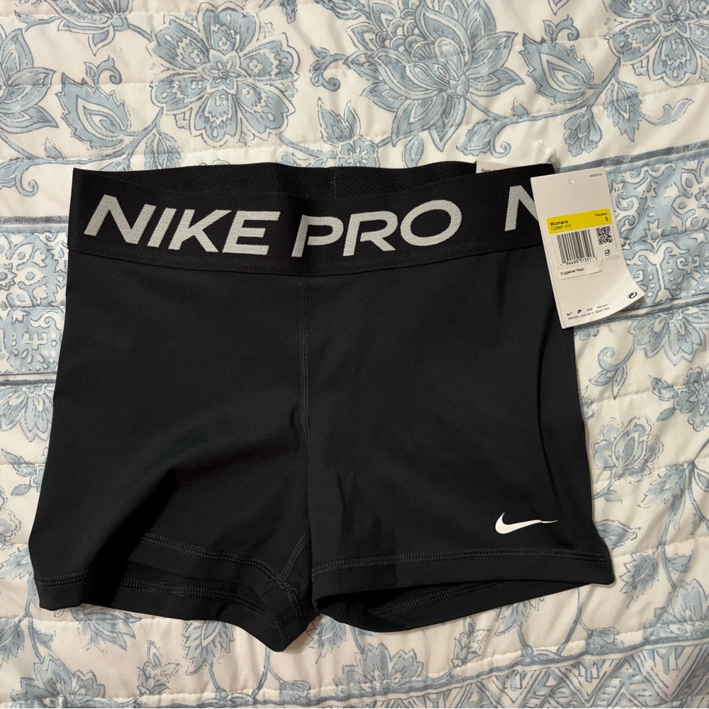 Nike Pro Women's Athletic Black Shorts